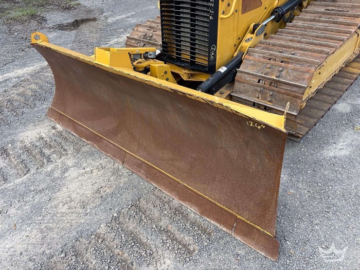 2022-caterpillar-d3-image-8