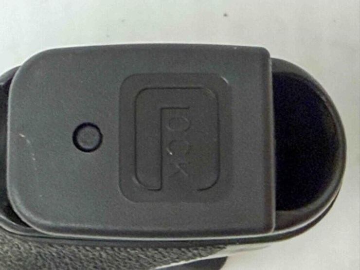 glock-model-21-45acp-pistol-image-8