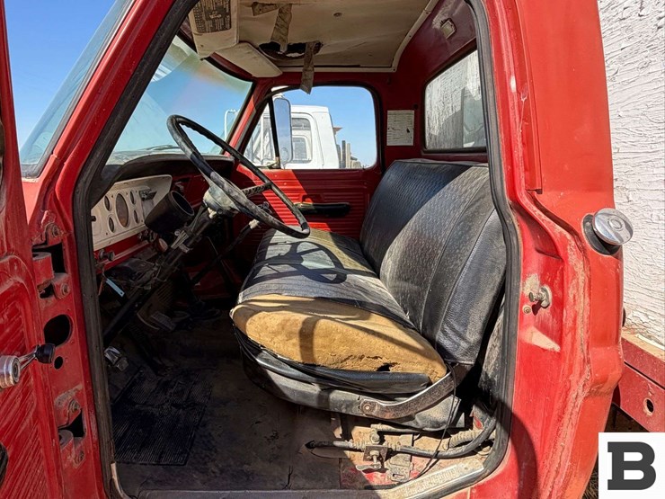 1971-ford-f700-image-30