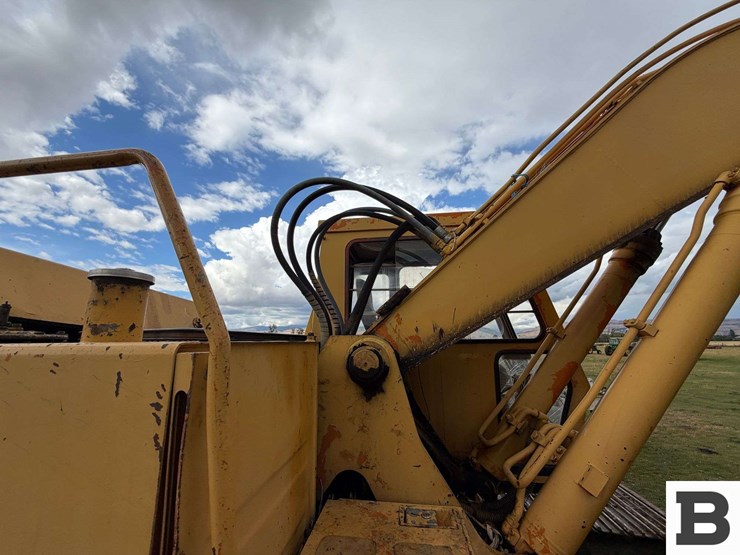 1985-hitachi-uh07-lc-7-image-27