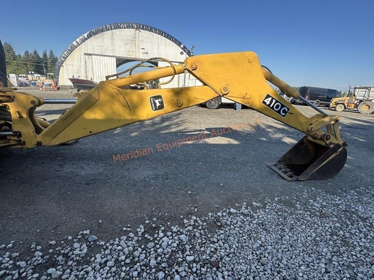 deere-410c-image-43