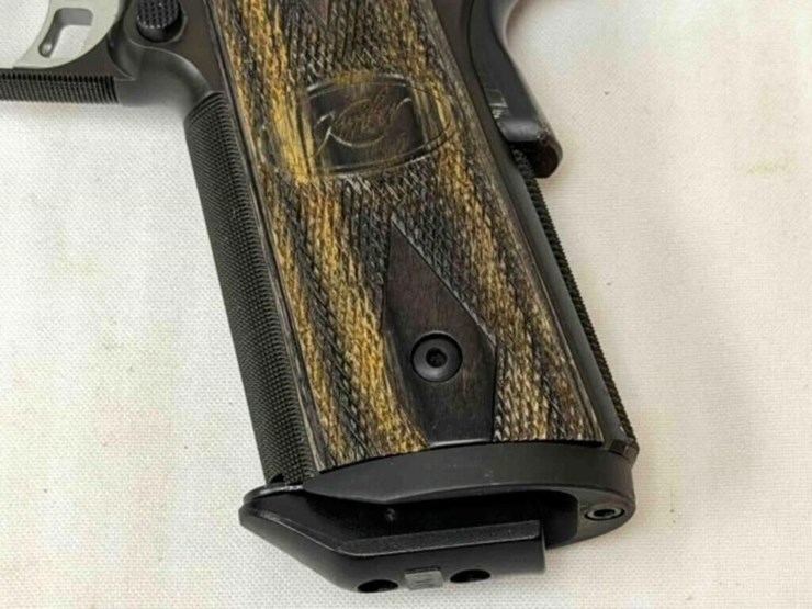 kimber-tactical-custom-ii-45acp-pistol-image-7
