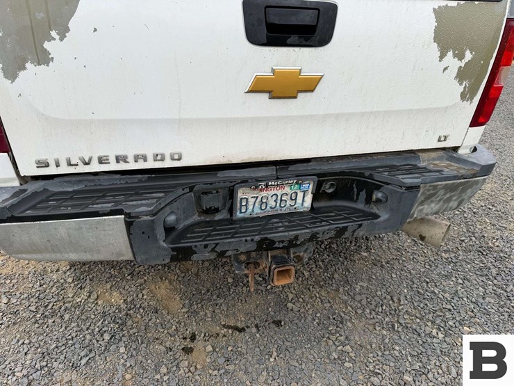2012-chevrolet-silverado-2500hd-image-16