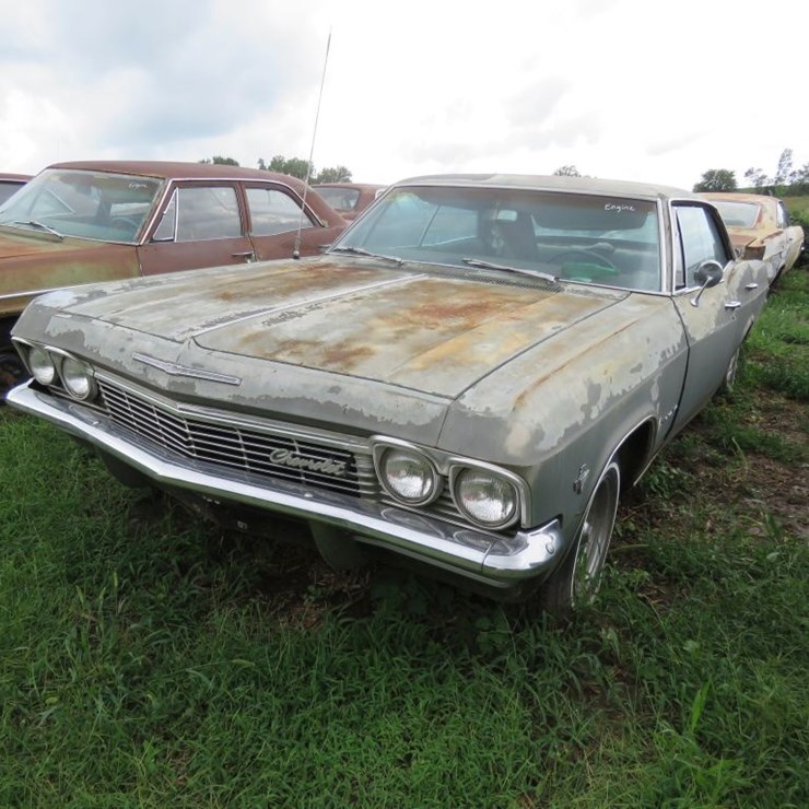 1965 Chevrolet Impala 4dr HT