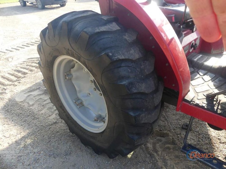 massey-ferguson-1533-image-10