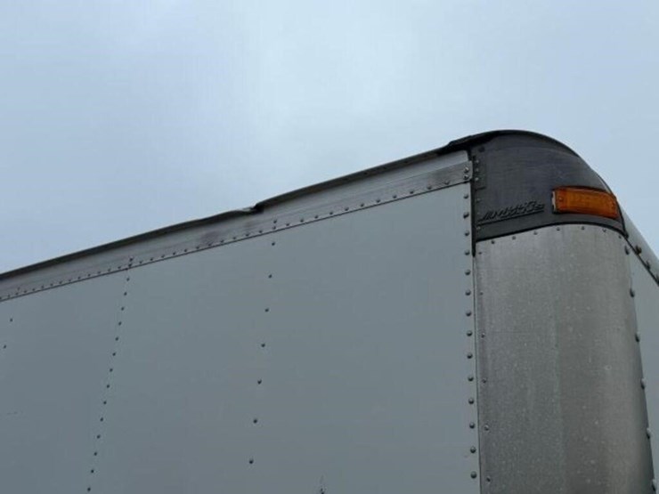 2014-ford-e450-image-27