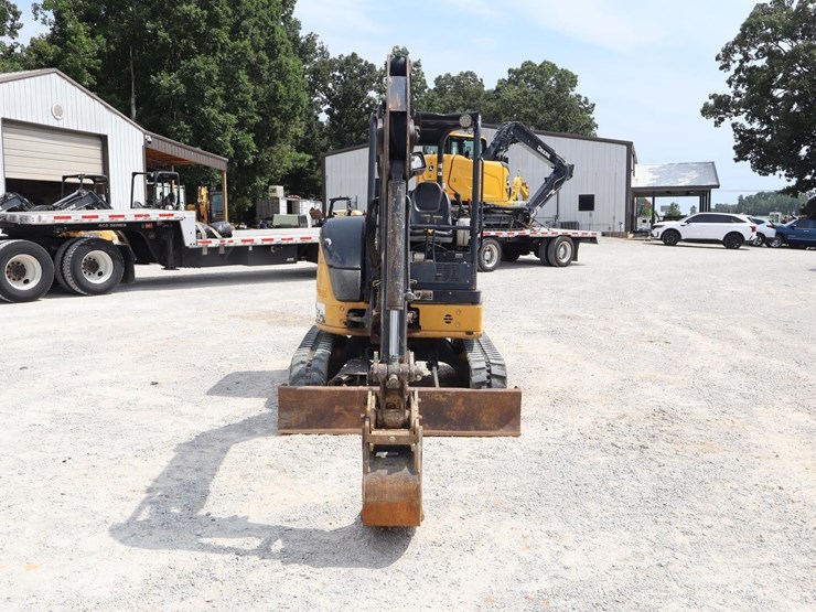 2017-deere-35g-image-8