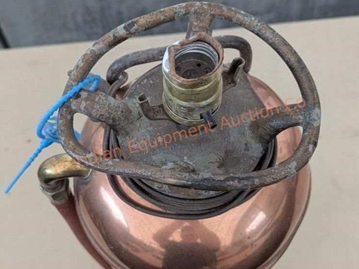 brass-fire-extinguisher-lamp-image-5