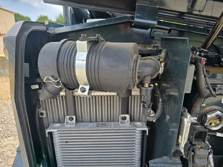 2024-hyundai-hx35az-image-61
