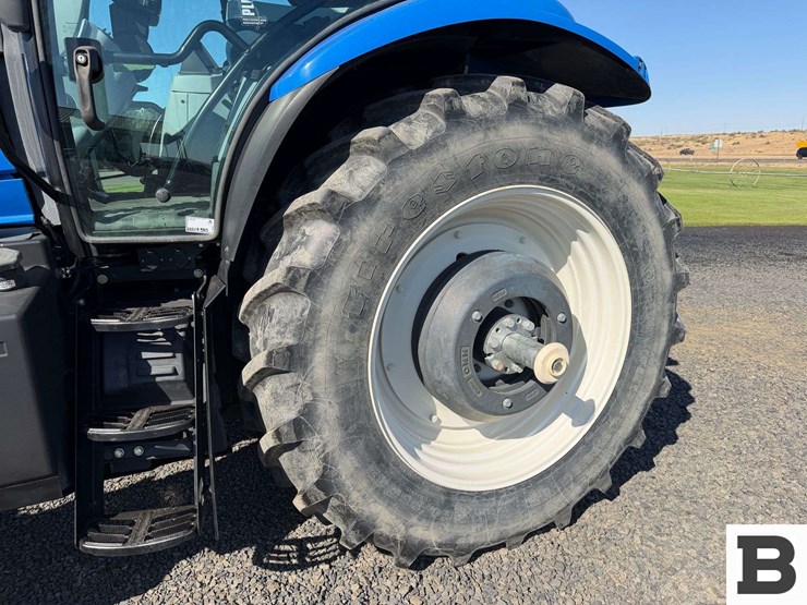 2016-new-holland-t6.145-image-26
