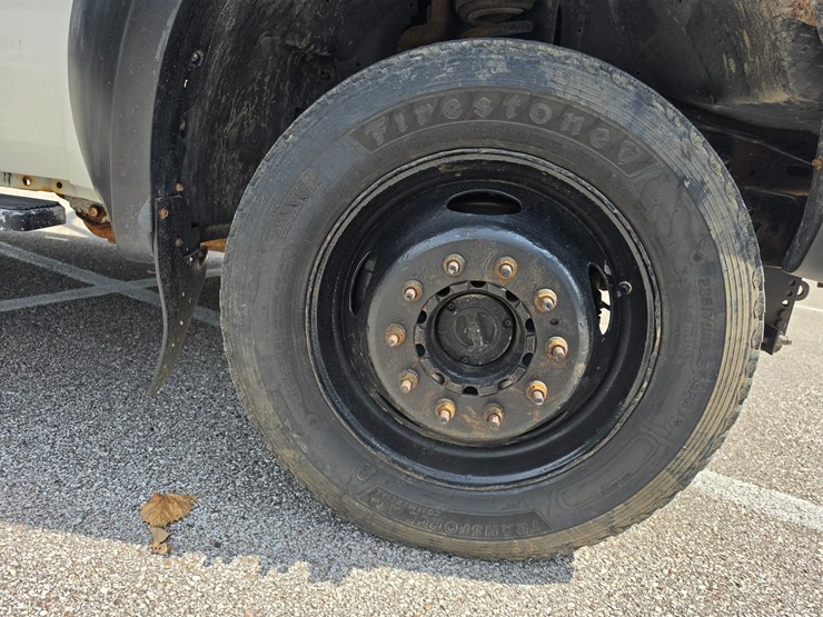 2006-ford-f550-image-75