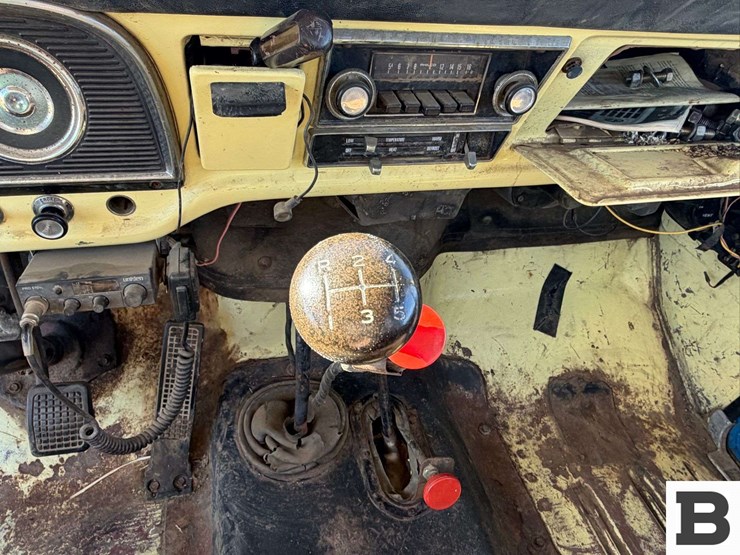1973-ford-f600-image-29