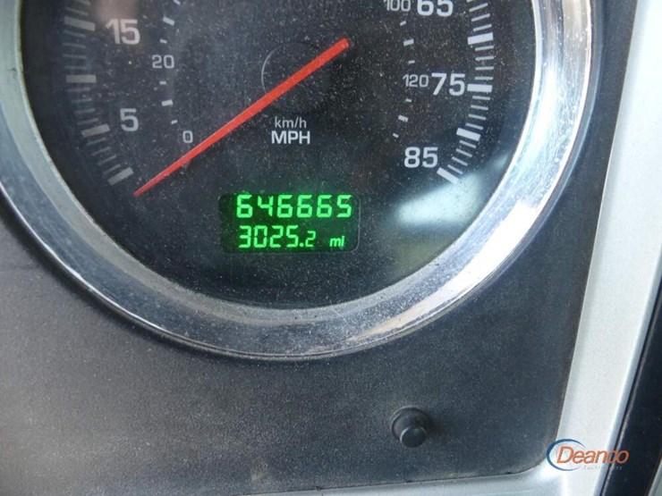 2012-kenworth-t800-image-24