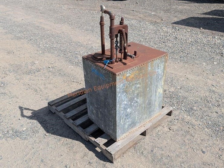 antique-oil-dispenser-image-1