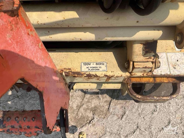 2000-jlg-2646e2-image-9