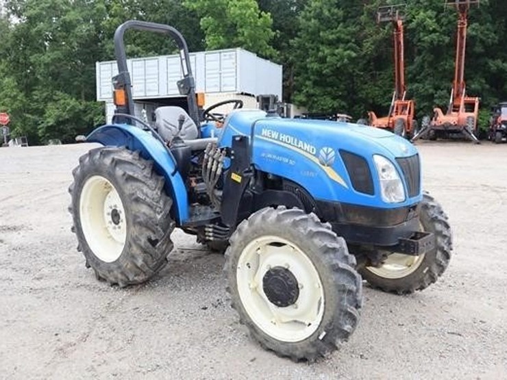 2017-new-holland-workmaster-50-image-7