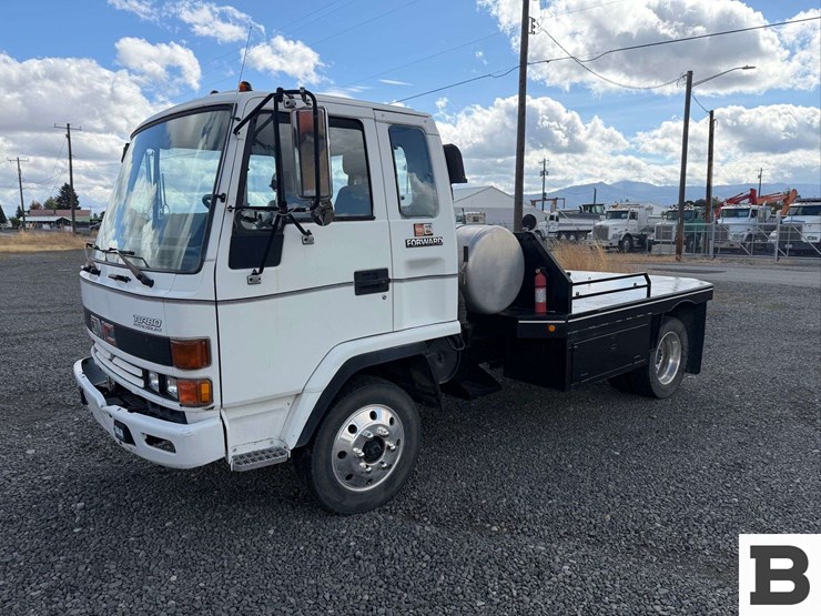 1997-gmc-w5500-image-1