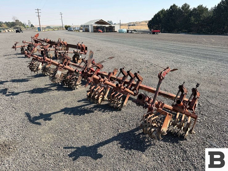 15'-lilliston-rolling-cultivator-toolbar-image-4