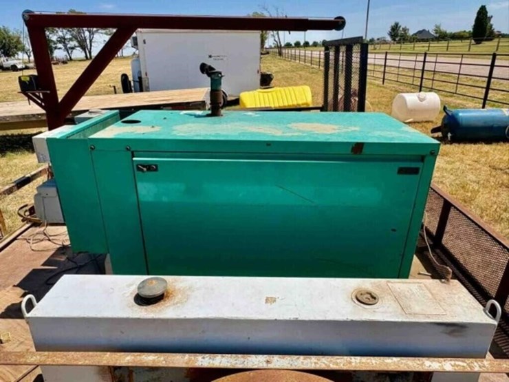 onan-commercial-generator-on-trailer-image-4