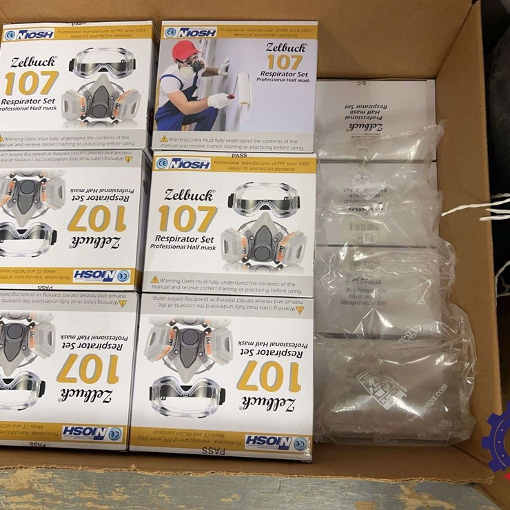 Zelbuck 107 Professional Half Mask Respirator Sets (Boxed Lot) 18 Kits