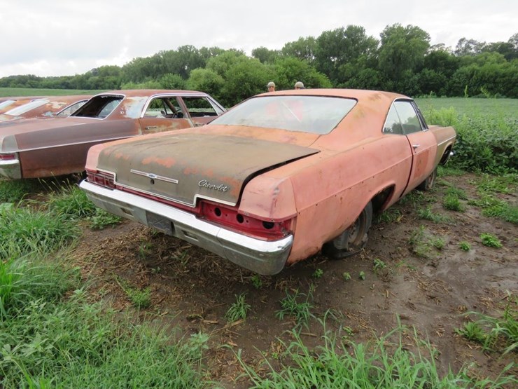 1967-chevrolet-impala-2dr-ht-image-3