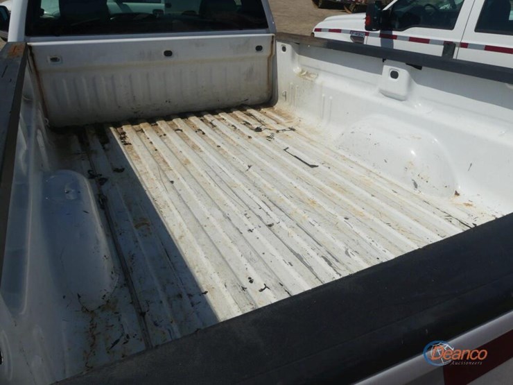 2015-chevrolet-silverado-1500-image-4