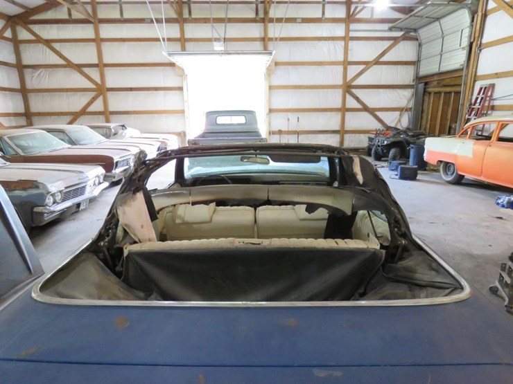 1969-chevrolet-impala-convertible-image-7