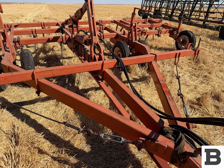 allis-chalmer-800-chisel-plow-image-12