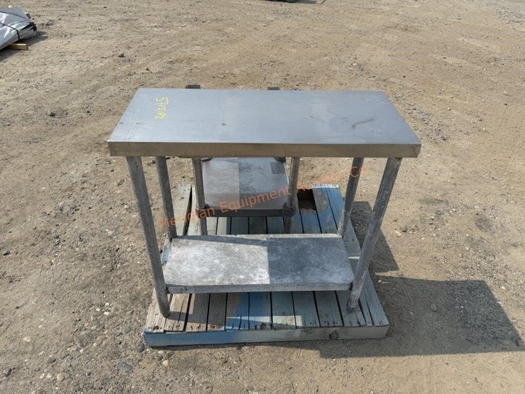 2--stainless-steel-tables-image-2