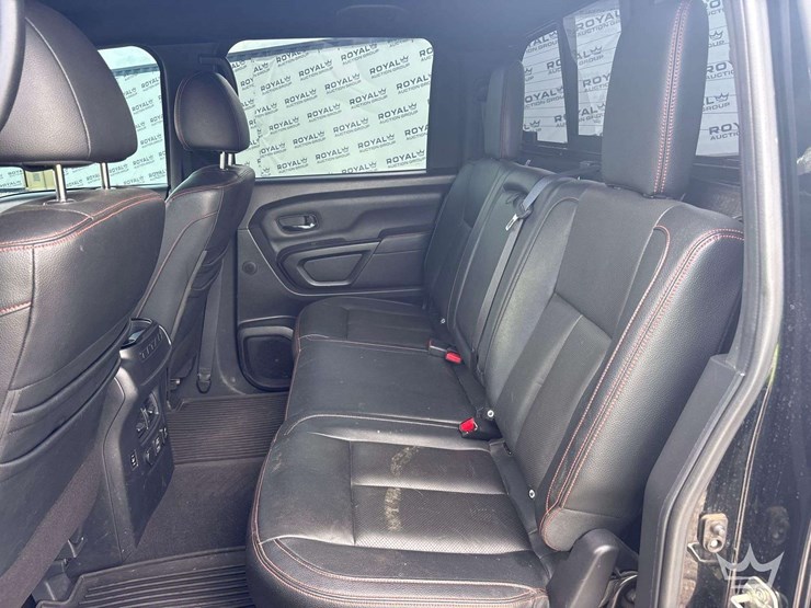 2021-nissan-titan-image-21