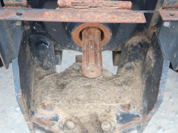 2011-case-ih-farmall-55-image-26