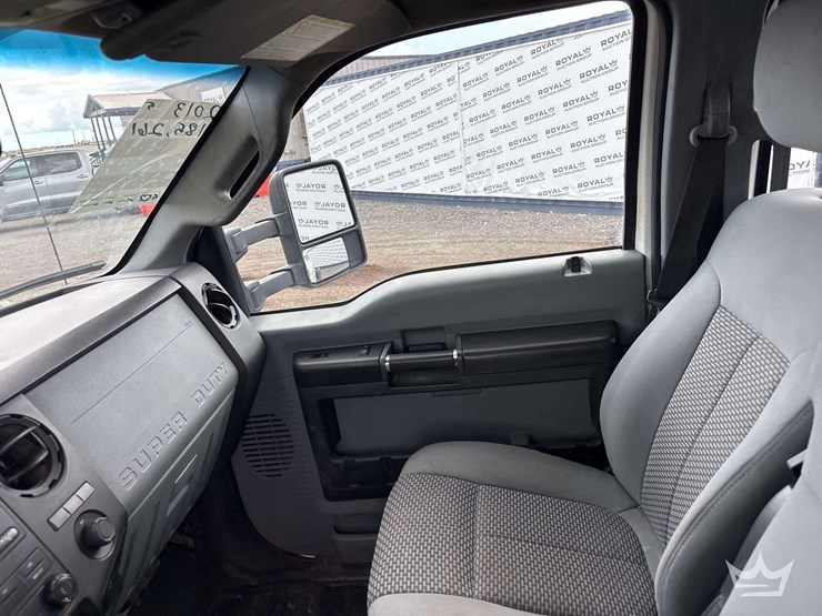 2013-ford-f450-image-15