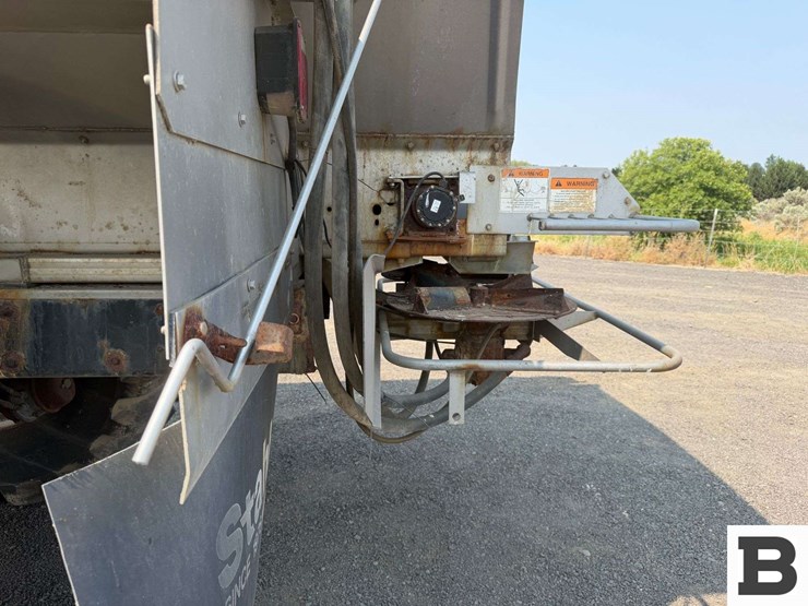 2007-sterling-l8500-image-30