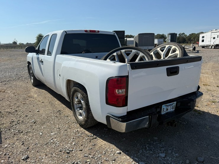 #47911-•-2008-chevrolet-silverado-ext-cab-pickup-1gcec19jx8z258113-inv#47911-image-4