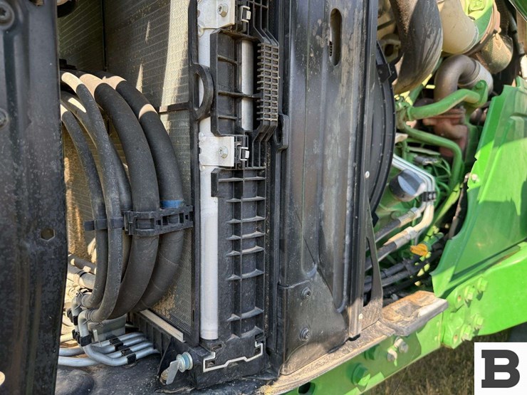 2016-john-deere-6155r-image-21