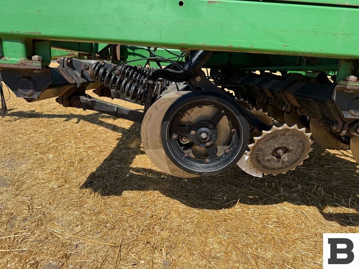 2003-john-deere-1590-image-28
