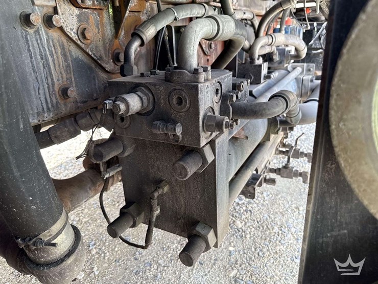 2020-peterbilt-567-image-22