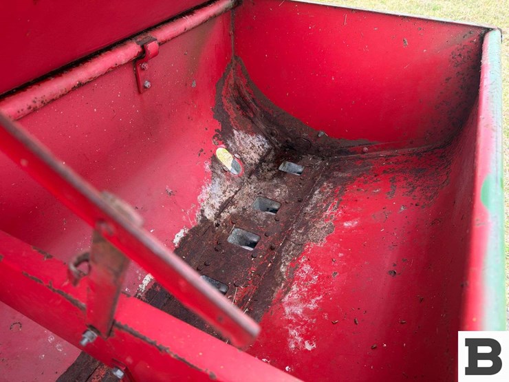 13'-grain-drill-image-19