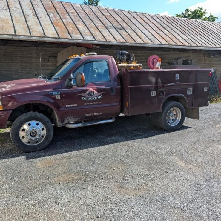 2004 FORD F550