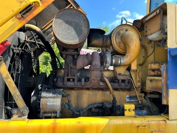 1989-komatsu-wa320-1-image-30