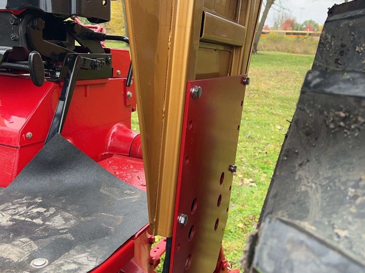 1970-farmall-826-diesel-row-crop-golden-demonstrator-image-57