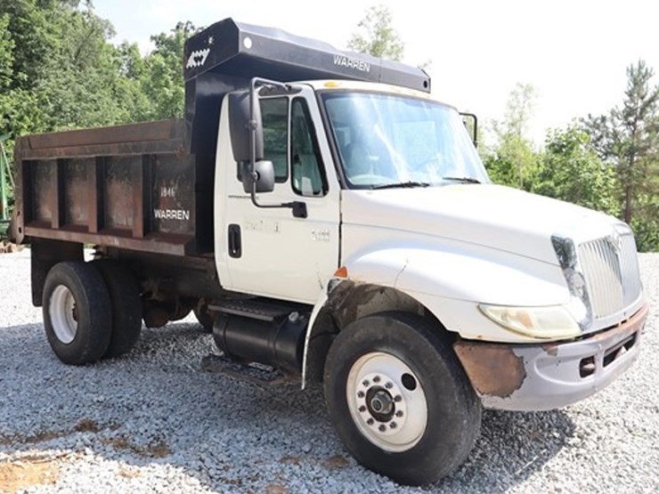 2005-international-durastar-4300-image-7