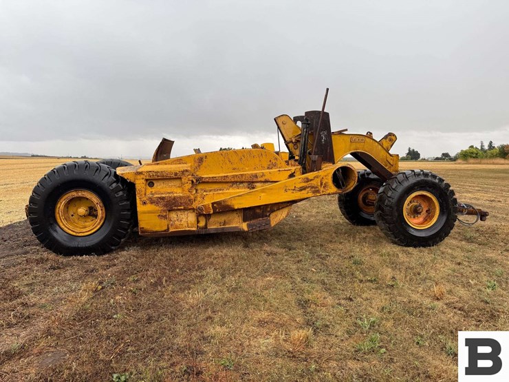 caterpillar-60-image-6
