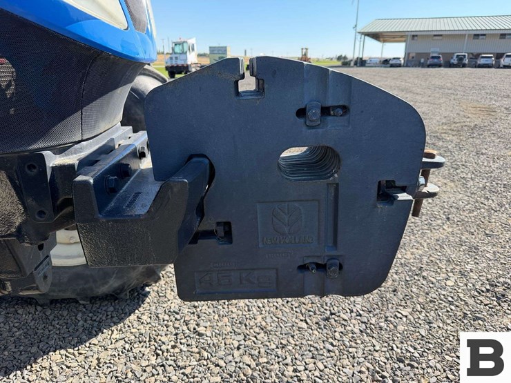 2016-new-holland-t6.145-image-52
