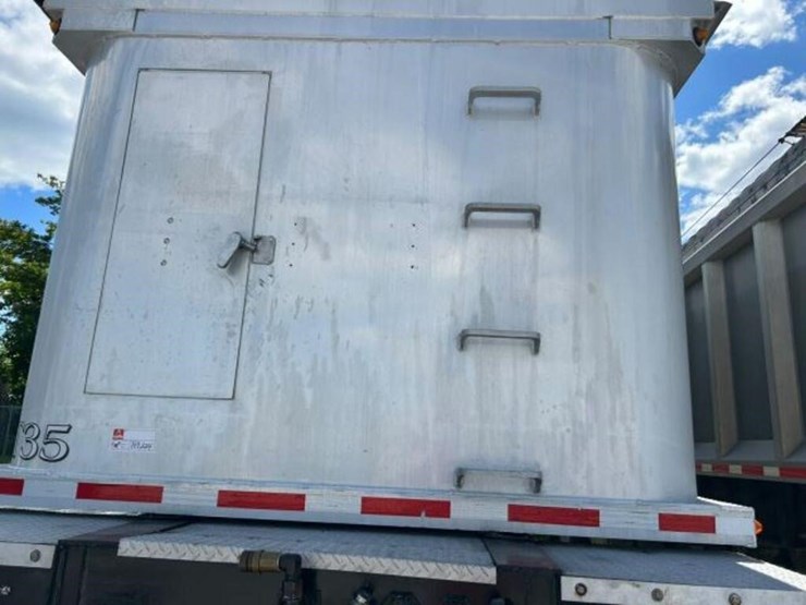 2009-stargate-aluminum-46-ft-quad/a-end-dump-2s9da-image-36