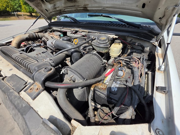 2006-ford-f550-image-34