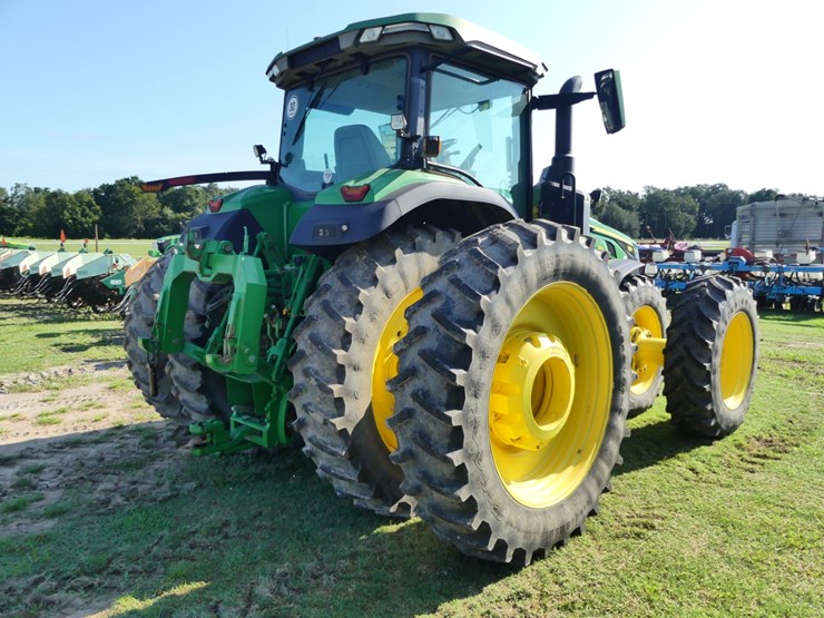 2021-john-deere-8r-310-image-3