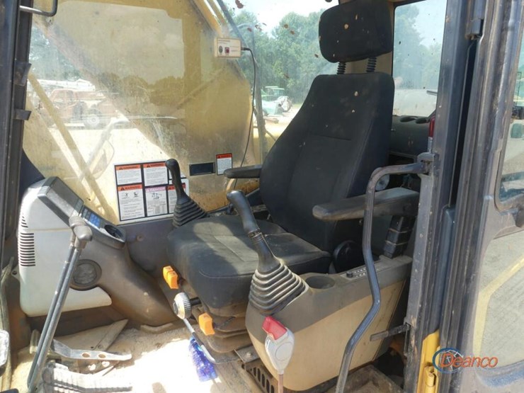 2009-komatsu-pc220-lc-8-image-10