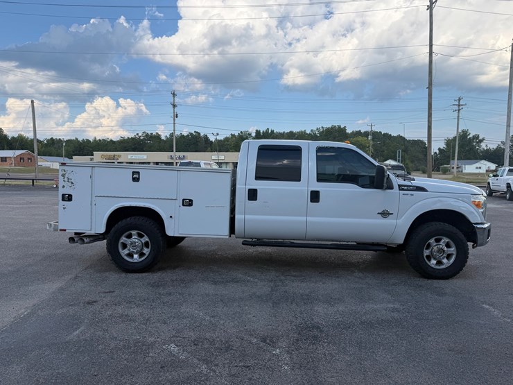 2016-ford-f350-image-8