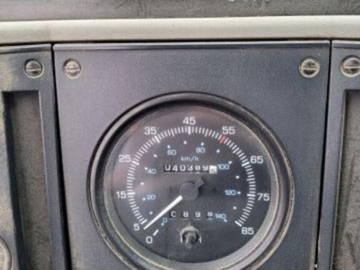 2004-freightliner-fc80-image-10